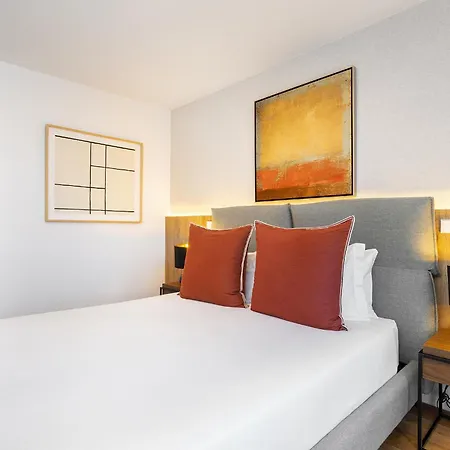 Whome Skyline Penthouse Luxury Living View, Ac & Elevator * Lisboa