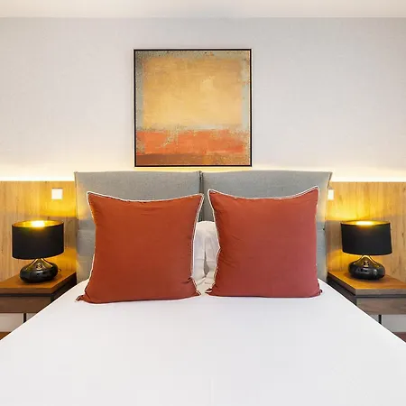 Whome Skyline Penthouse Luxury Living View, Ac & Elevator Lisboa