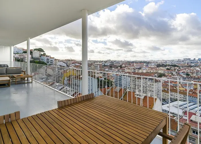 Whome Skyline Penthouse Luxury Living View, Ac & Elevator * Lisboa