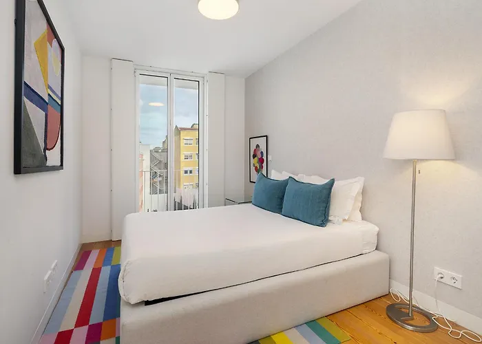 Whome Skyline Penthouse Luxury Living View, Ac & Elevator * Lisboa