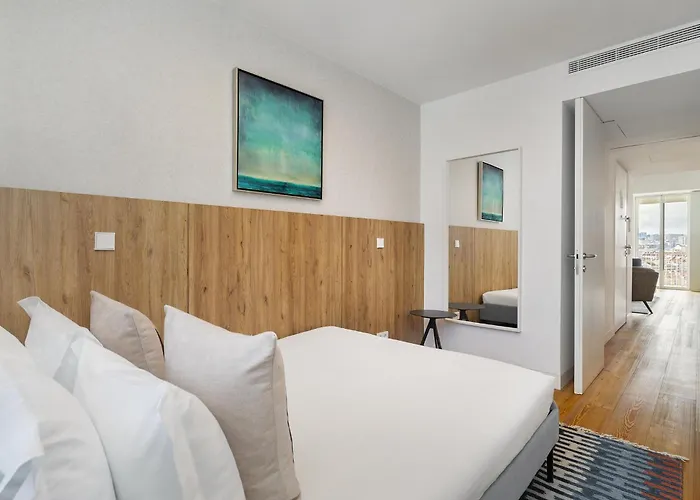 Whome Skyline Penthouse Luxury Living View, Ac & Elevator Lisboa