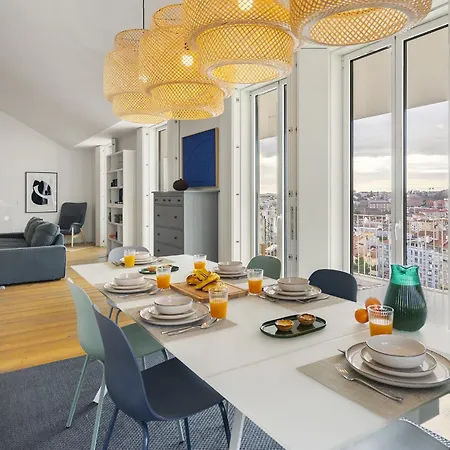 Whome Skyline Penthouse Luxury Living View, Ac & Elevator 아파트