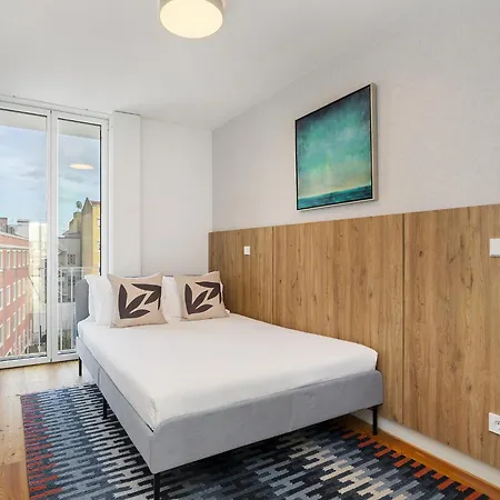 Whome Skyline Penthouse Luxury Living View, Ac & Elevator