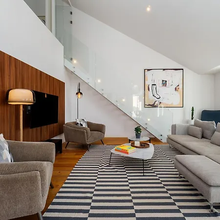 Whome Skyline Penthouse Luxury Living View, Ac & Elevator Apartment Lisbon